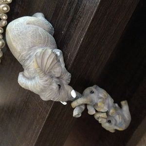 So cute 3 elephant ornaments